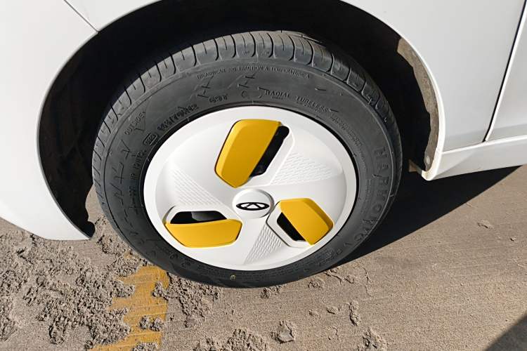 Used Chery QQ Ice Cream 2022 170km Sundae Ternary Lithium
