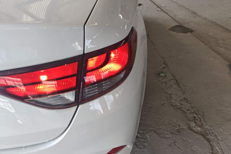 Used Hyundai Celesta 2020 1.6L Automatic GL Enjoyable Edition