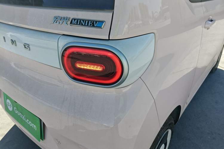 Used Wuling Hongguang MINIEV 2024 3rd Generation 215km Youth Edition
