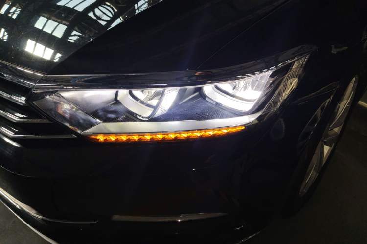 Used Volkswagen Magotan 2019 330TSI DSG Luxury Version China VI Standard
