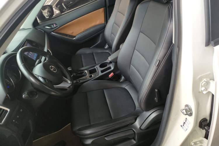 Used Mazda CX-5 2015 2.0L Automatic Two-Wheel Drive Urban Version
