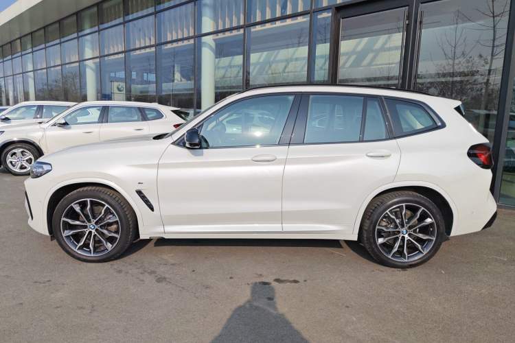 Used BMW X3 2023 Restyled xDrive30i Leading Edition M Night Sky Package

