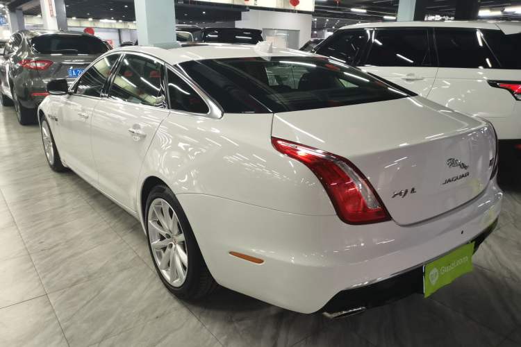 Used Jaguar XJ 2016 XJL 3.0 SC Four-Wheel Drive Panoramic Business Edition
