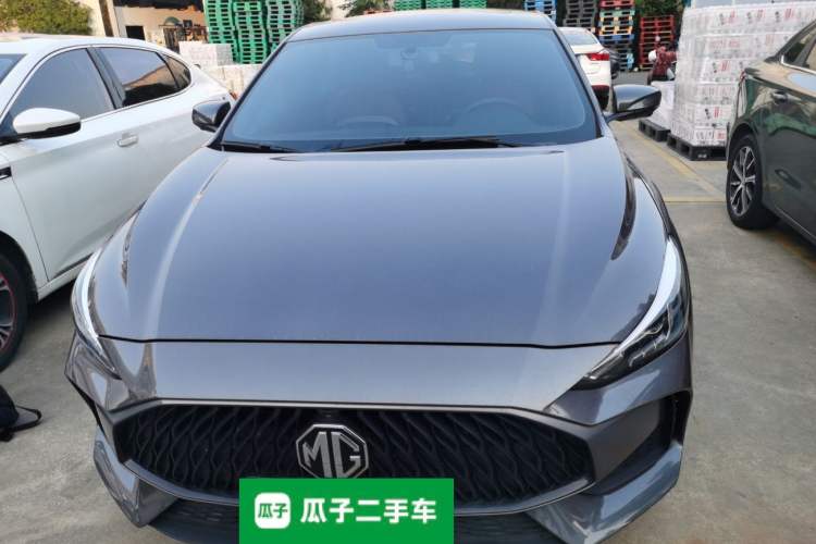 Used MG 5 2022 180 DVVT CVT Youth Luxury Edition
