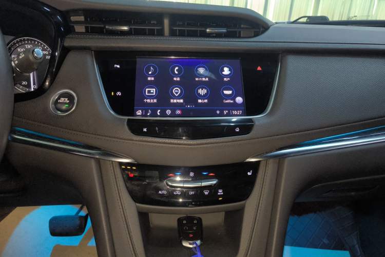 Used Cadillac XT5 2022 2.0T Two-Wheel Drive Luxury Version
