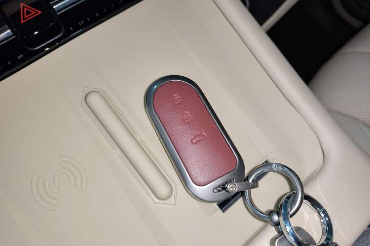 Used Hima AITO M7 2024 1.5T Rear-Drive Plus Version 5 Seats
