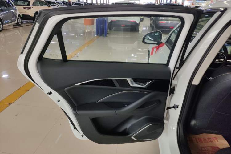 Used Bestune B70 2025 Dragon Edition 1.5T Enjoyment Model
