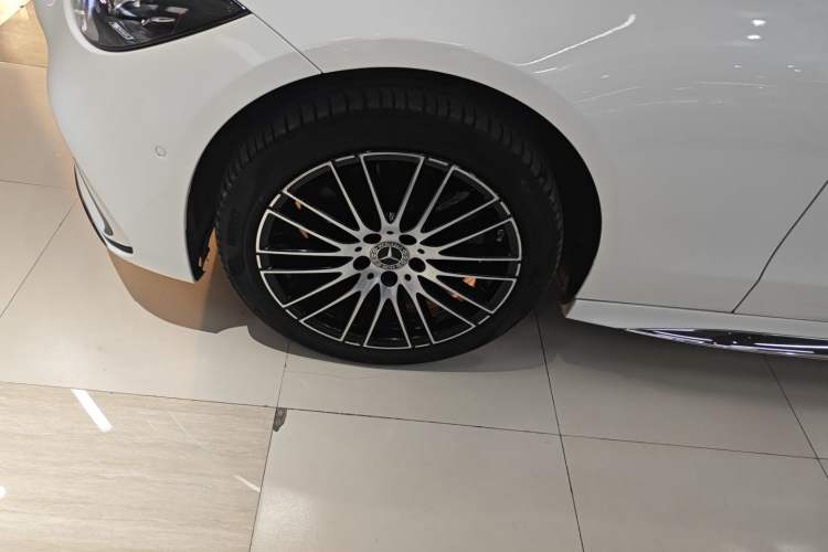 Used Mercedes-Benz C-Class 2023 Restyled C 260 L Sport Edition
