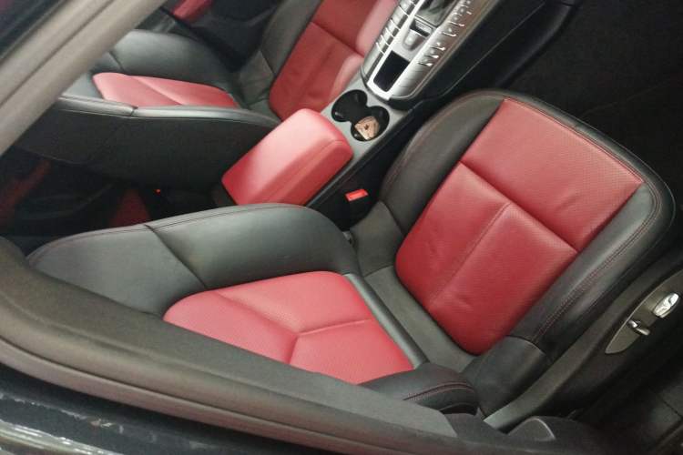 Used Porsche Macan 2018 Macan 2.0T