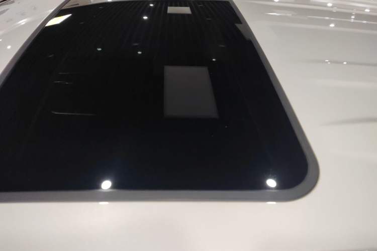 Used Toyota RAV4 2020 Dual-Engine 2.5L E-CVT Two-Wheel Drive Elite Edition