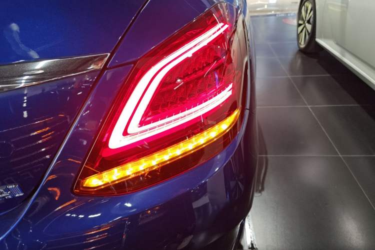 Used Mercedes-Benz C-Class 2021 C 200 L Fashion Edition Sport Version
