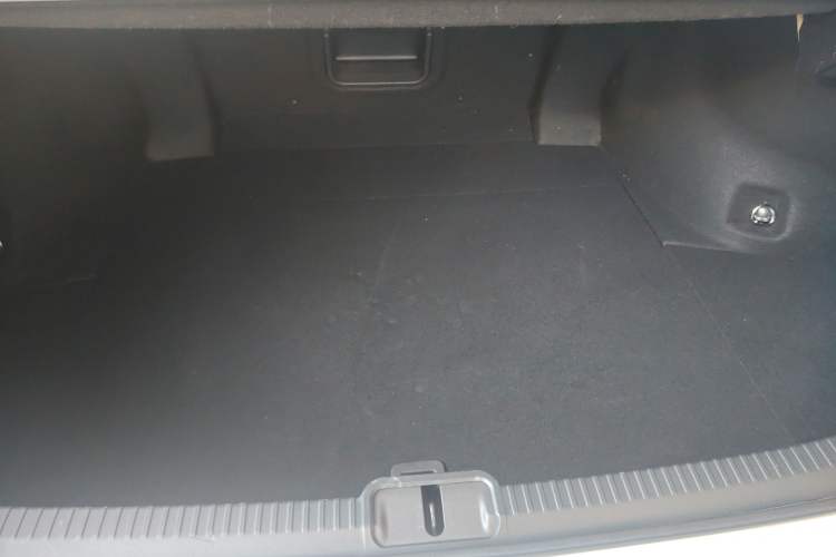 Used Lexus ES 2020 300h Premier Edition
