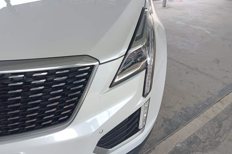 Used Cadillac XT5 2022 2.0T Two-Wheel Drive Luxury Version
