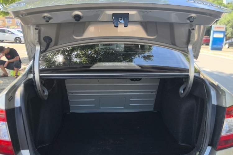 Used Skoda Rapid 2016 1.6L Automatic Chuanxing Edition
