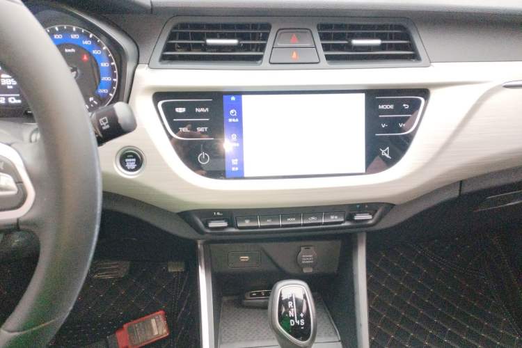 Used Geely Auto Vision X3 2020 1.5L CVT Luxury Model