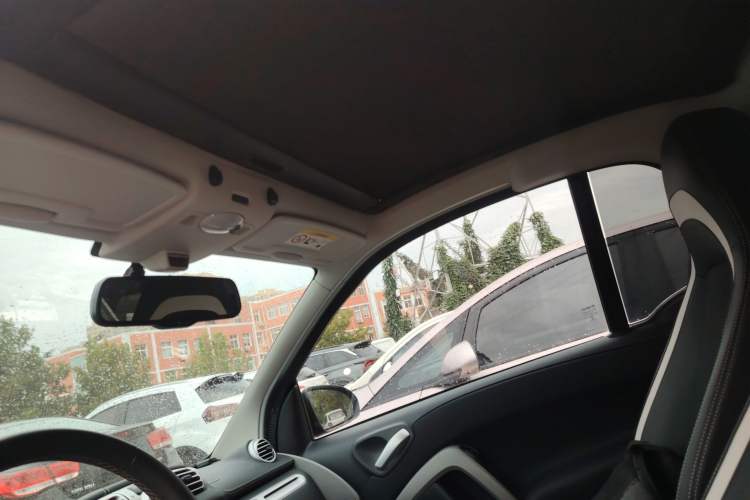 Used  fortwo 2014 1.0 MHD Hardtop City Lightwave Passion Edition
