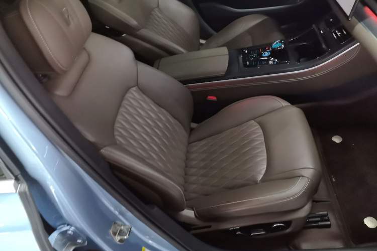 Used BYD Han 2023 DM-i Champion Edition 121KM Prestige Model