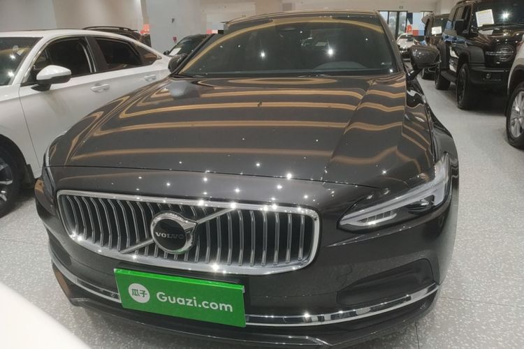 Used Volvo S90 2022 B5 Zhiyi Luxury Edition
