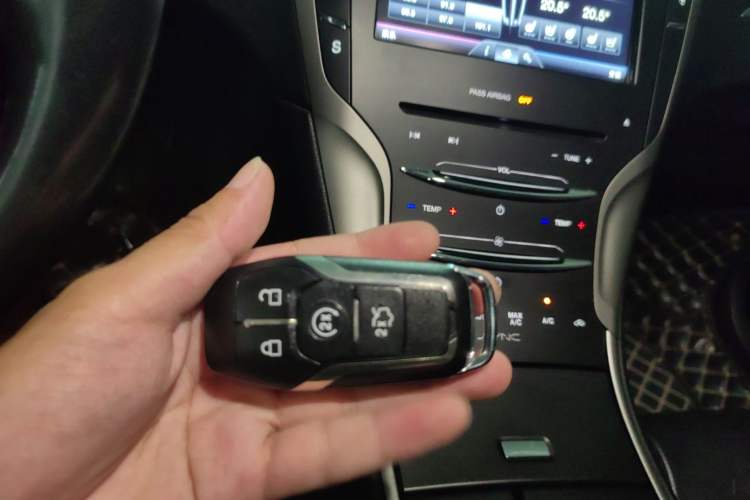 Used Lincoln MKZ 2014 2.0T Prestige Edition
