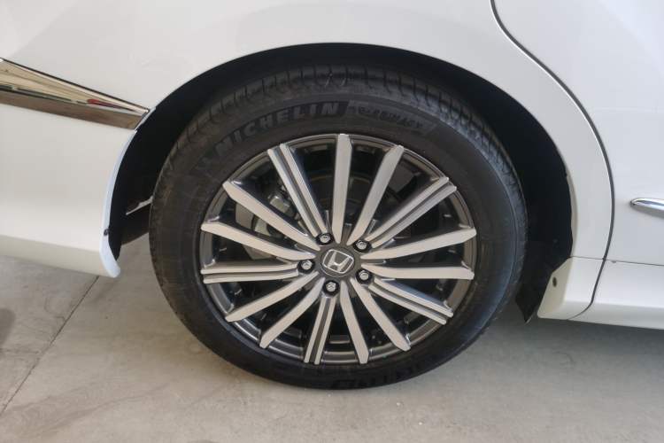 Used Honda Elysion 2022 2.0L eHEV Luxury Edition
