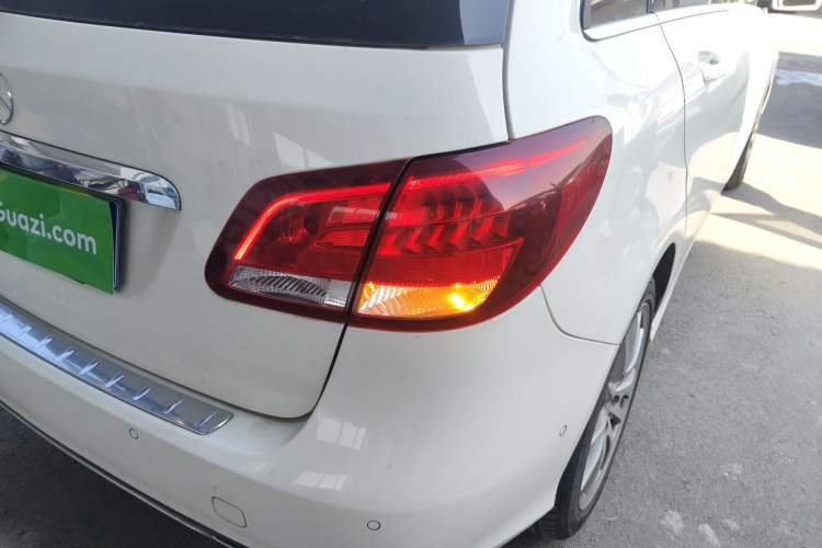 Used Mercedes-Benz B-Class 2015 B 200 Sport Edition
