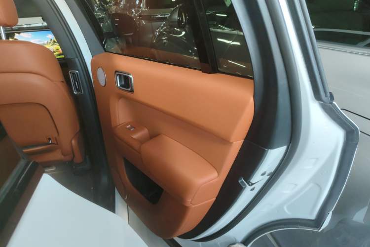 Used Li Auto L7 2023 Pro Model
