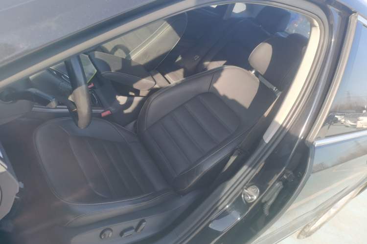 Used Volkswagen Passat 2016 330TSI DSG Luxury Edition