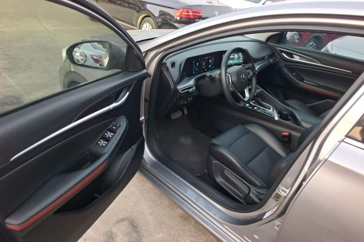 Used Changan Eado 2020 PLUS Blue Whale NE 1.4T GDI DCT Prestige Model
