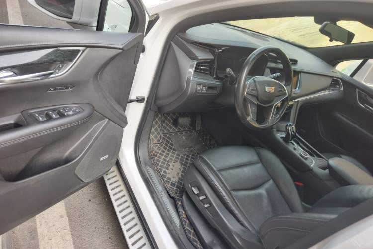 Used Cadillac XT5 2020 28T Luxury Version
