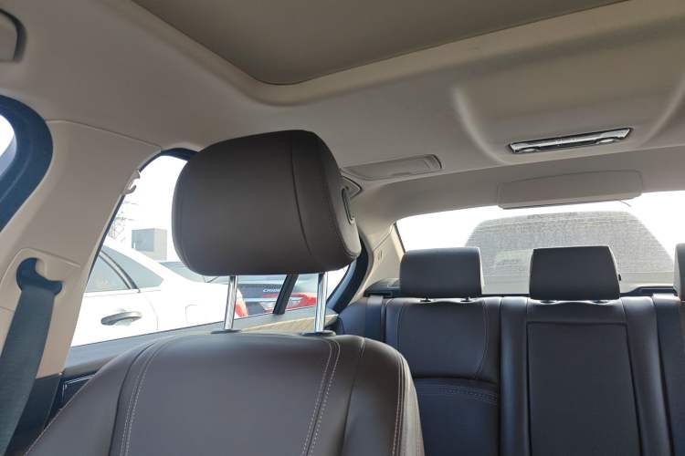 Used BMW 5 Series 2014 525Li Luxury Design Package
