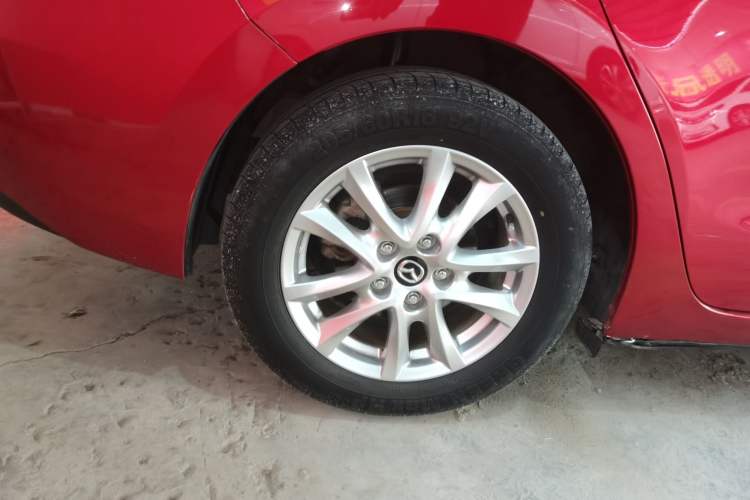 Used Mazda Mazda 3 Axela 2016 Sedan 1.5L Automatic Comfort Model