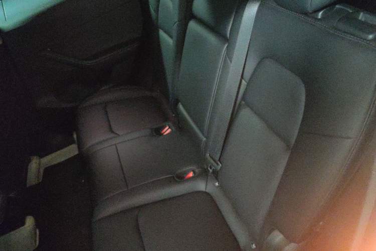 Used Tesla Model Y 2023 Rear-Wheel-Drive Version
