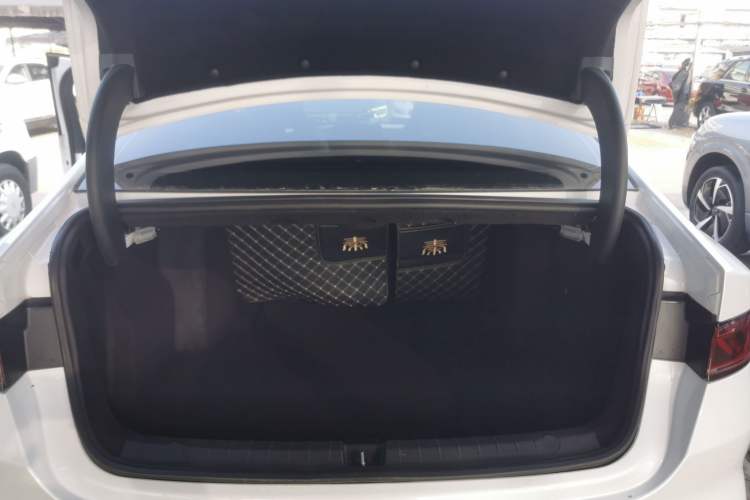 Used BYD Qin PLUS 2021 EV 600KM Flagship Model