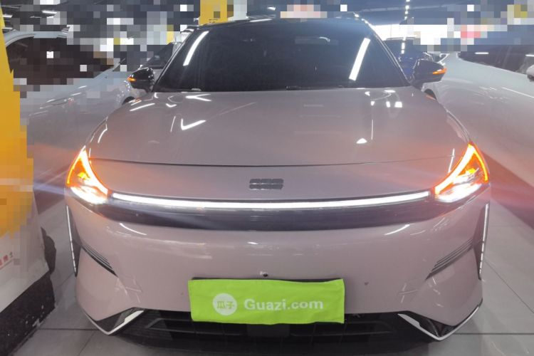 Used  L6 2024 125km Creative Edition
