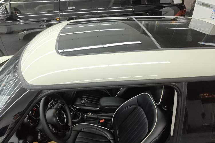 Used  MINI 2019 1.5T ONE PLUS
