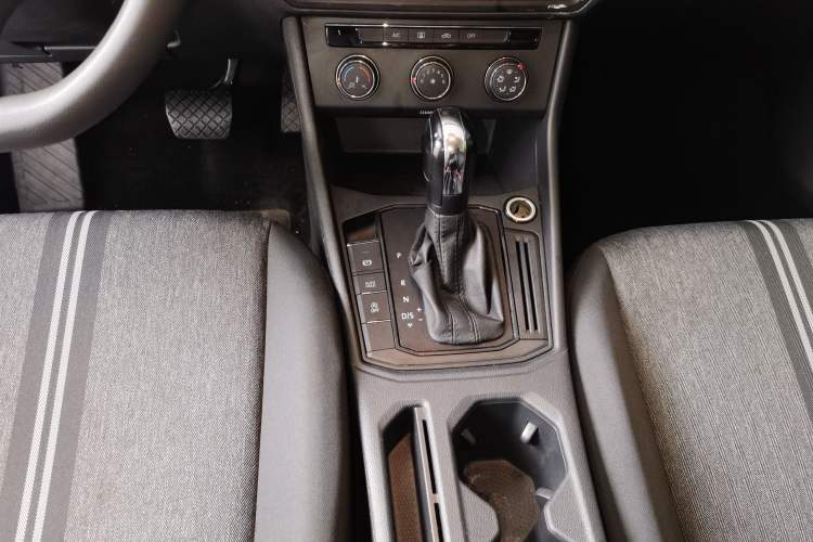 Used Volkswagen Lavida 2018 1.5L Automatic Fashion Edition China V Standard
