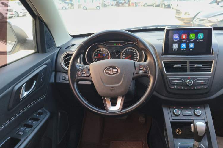 Used Bestune X40 2018 Internet Celebrity Edition 1.6L Automatic Luxury Version
