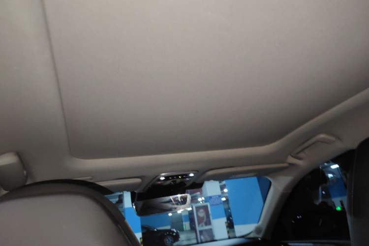 Used Lynk & Co 02 2018 1.5T DCT Two-Wheel Drive Pro Version China V Emission Standard
