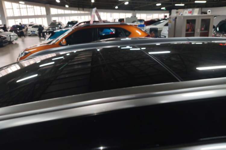 Used Mercedes-Benz GLC 2020 Facelift GLC 300 L 4MATIC Dynamic Edition