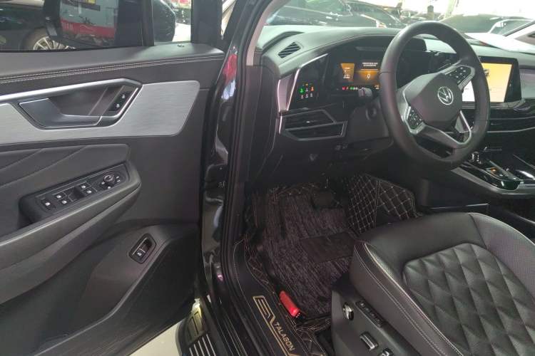 Used Volkswagen Talagon 2023 Facelift 380TSI All-Wheel-Drive Flagship Shengjing Edition 6 Seats
