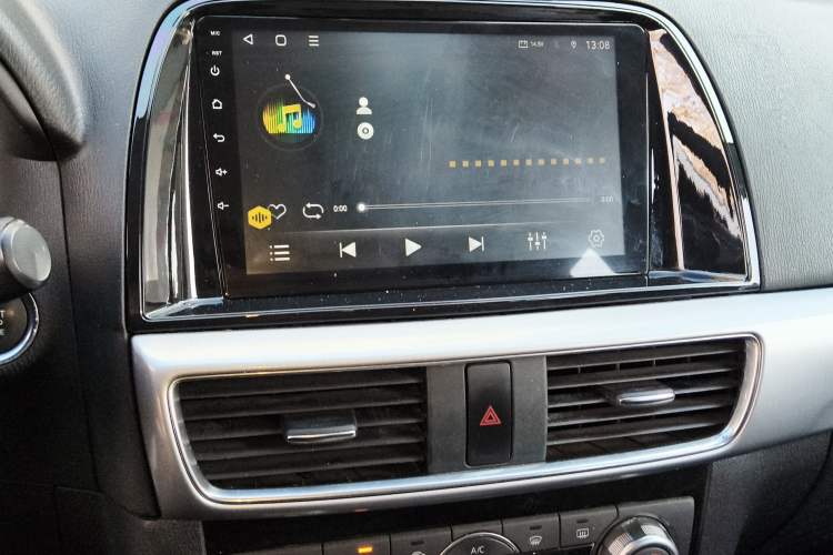 Used Mazda CX-5 2015 2.0L Automatic Two-Wheel Drive Urban Version
