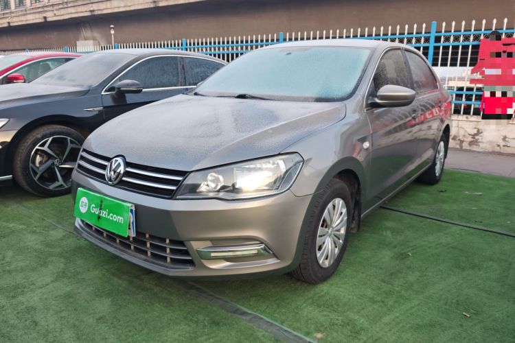 Used Volkswagen Jetta 2015 1.6L Automatic Fashion Model