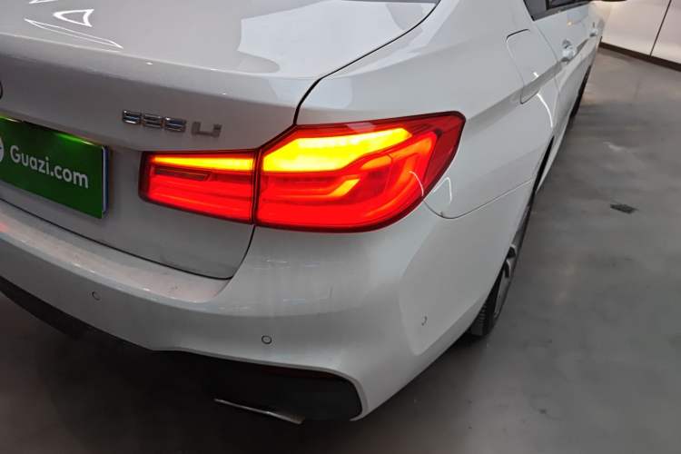 Used BMW 5 Series 2019 525Li M Sport Package
