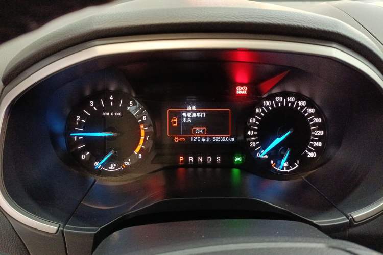 Used Ford Edge 2018 Facelifted EcoBoost 245 Two-Wheel-Drive Platinum Edition 5 Seats China V Emission Standard
