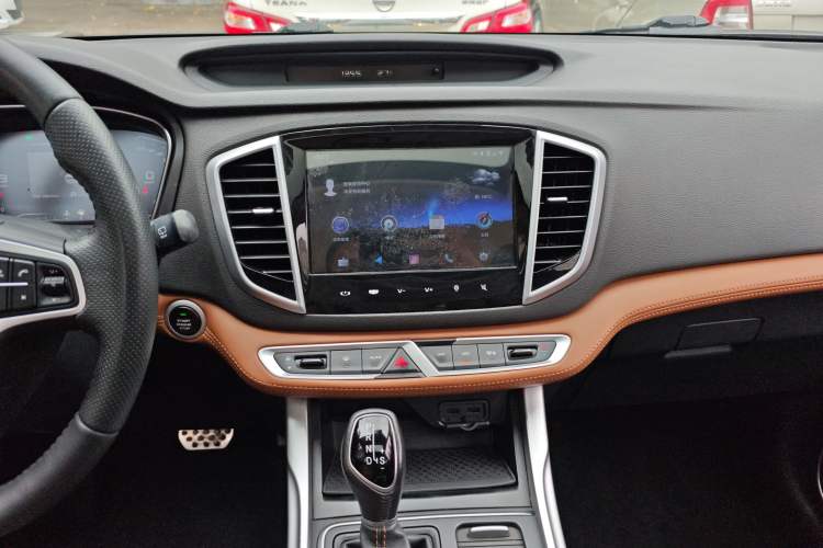 Used Geely Auto Vision X6 2018 1.4T CVT 4G Connected Luxury Version
