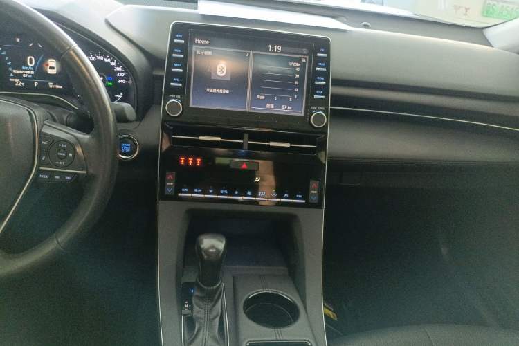 Used Toyota Avalon 2019 2.0L Luxury Edition China VI Standard
