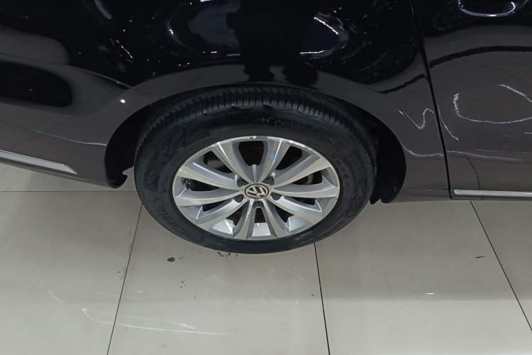 Used Volkswagen Magotan 2015 1.8TSI Advanced Model
