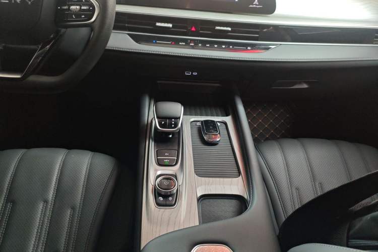 Used Chery Fengyun A8 2024 127 Long-Distance Edition Standard Version
