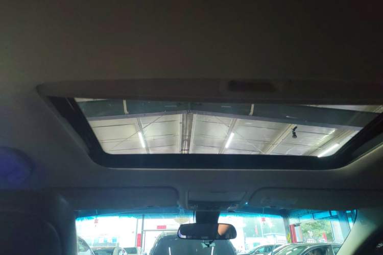 Used Honda Elysion 2019 2.0L Hybrid Supreme Edition
