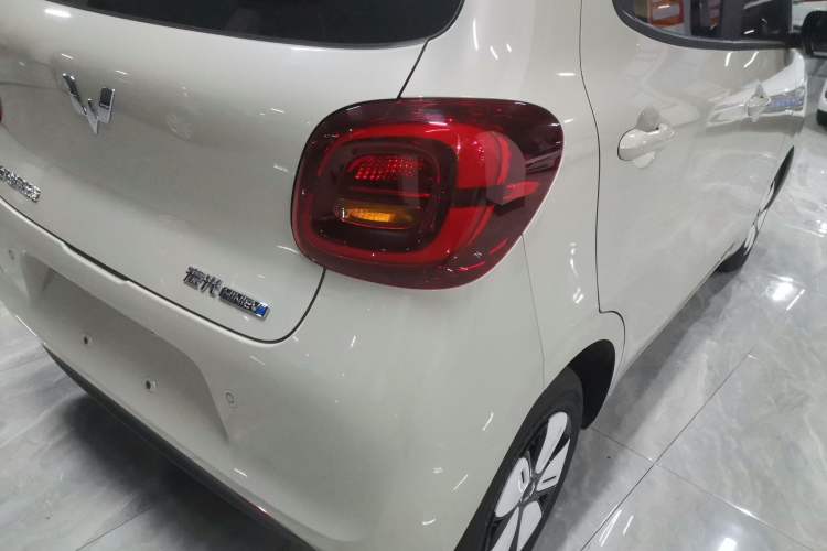 Used Wuling Hongguang MINIEV 2025 Four-Door Version Advanced Edition